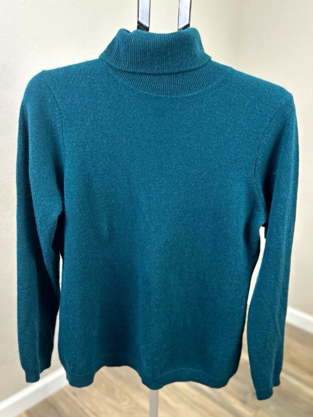 Charter Club Women’s L 100% Cashmere Turtleneck Sweater Green